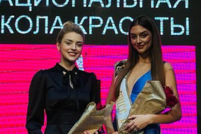 Национальную школу красоты возглавила 22-летняя юрист из Гродно. Она засветилась рядом с Лукашенко