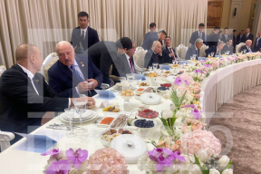 Фотофакт. Лукашенко, Алиев, Путин и другие – обедают в Бишкеке