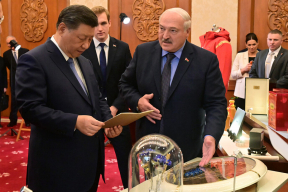В окружении Лукашенко врут. Как выглядит его визит в Китай на фоне встреч Си Цзиньпина с другими лидерами