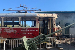 Фотофакт. На фестиваль полевой кухни в Москве привезли трамвай из Мариуполя